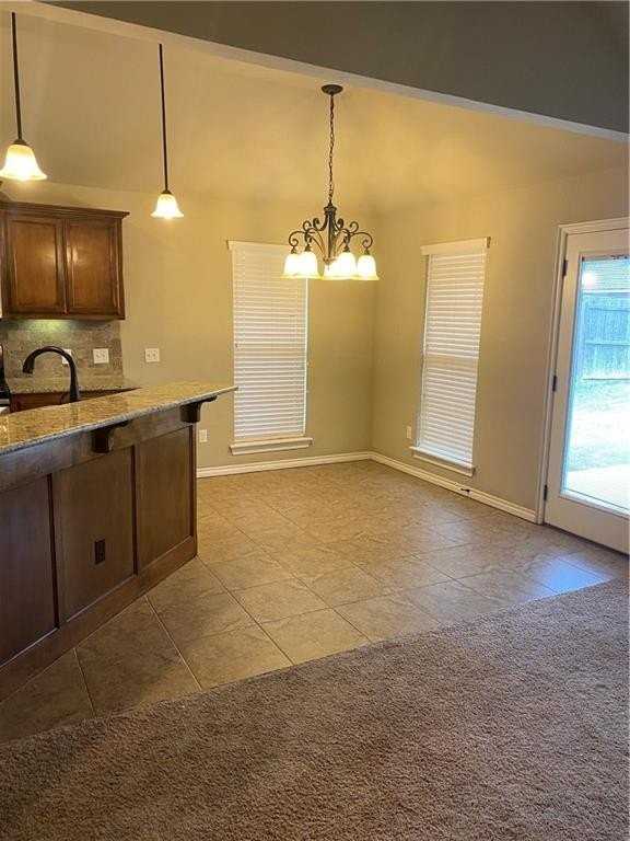 1418 Spoonwood Rd - Photo 7 of 22