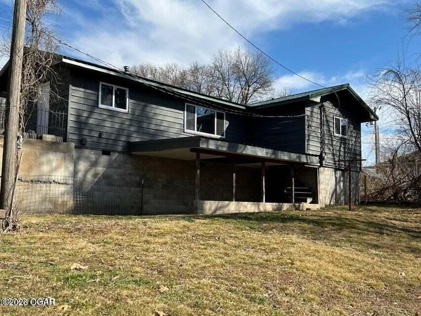 1229 Reid Rd - Photo 4 of 11