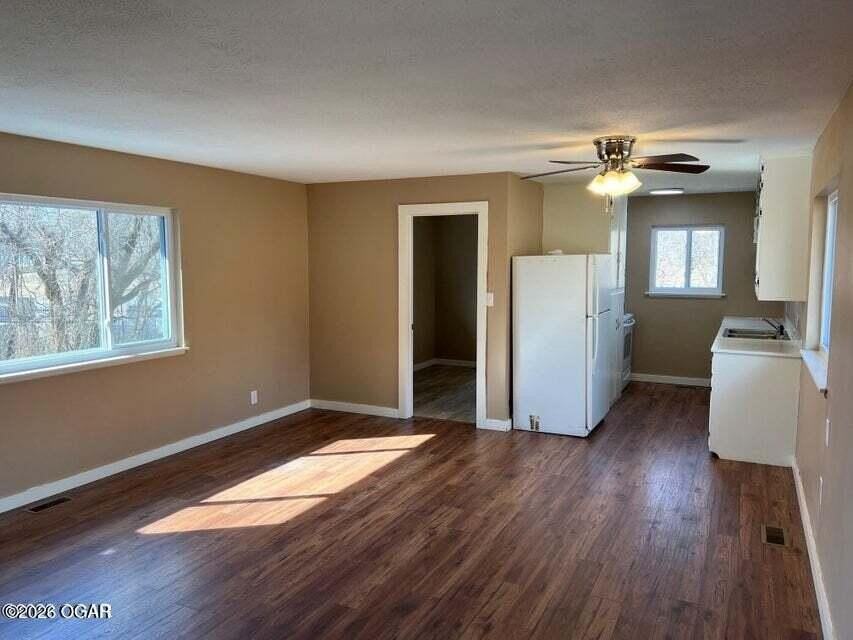 1229 Reid Rd - Photo 5 of 11