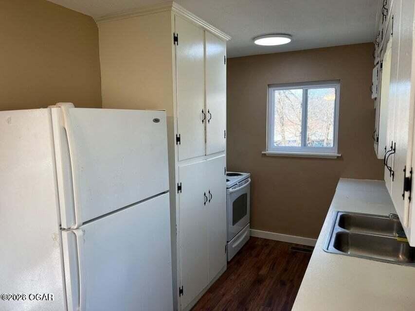 1229 Reid Rd - Photo 6 of 11
