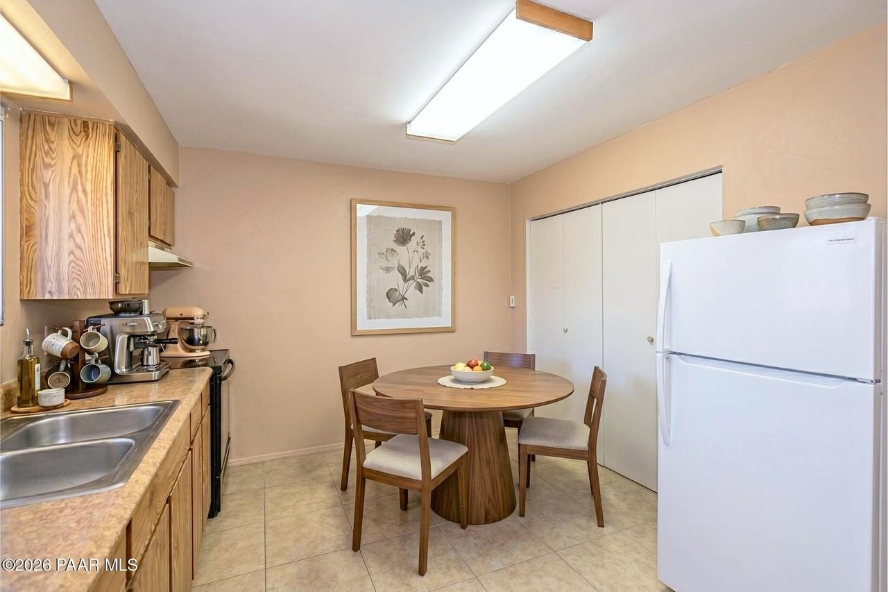 3100 N Truwood Dr #B - Photo 5 of 11