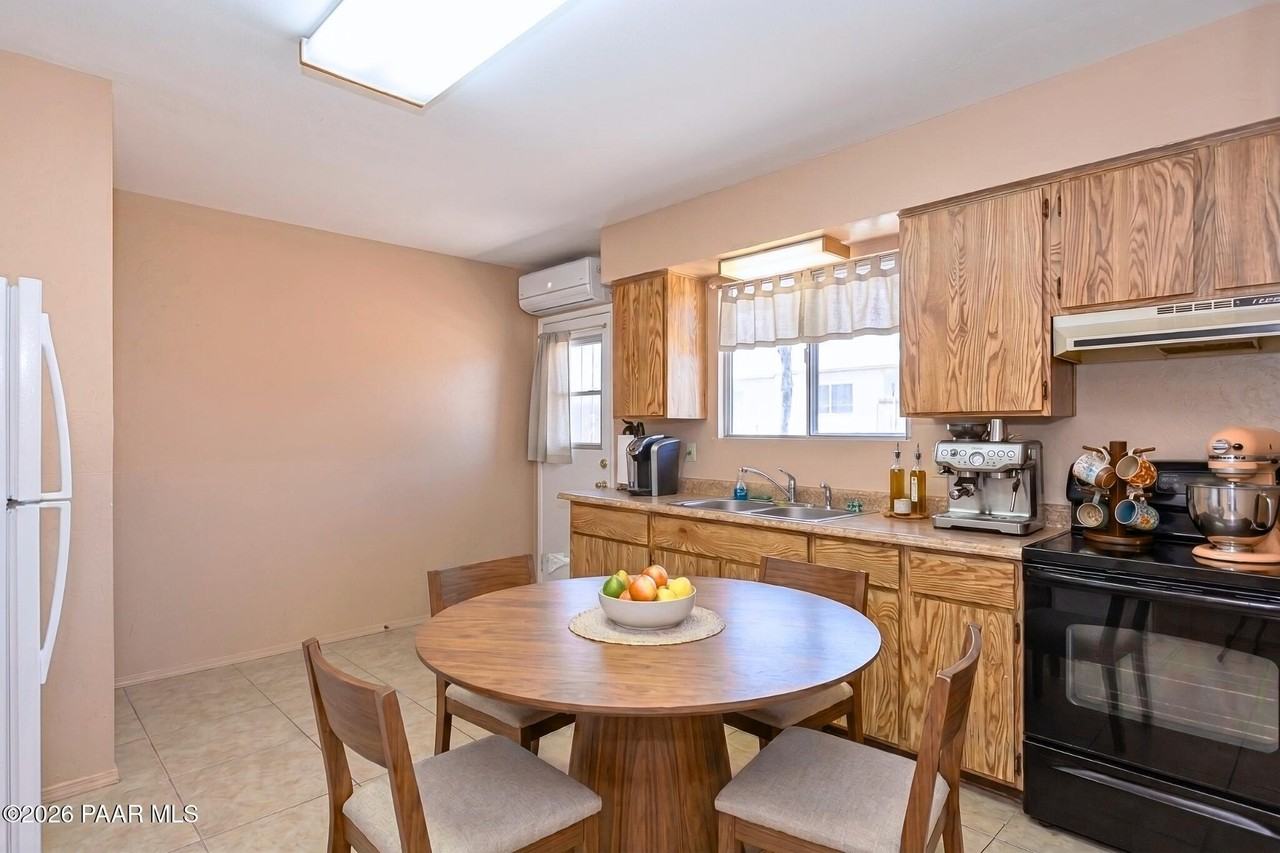 3100 N Truwood Dr #B - Photo 6 of 11