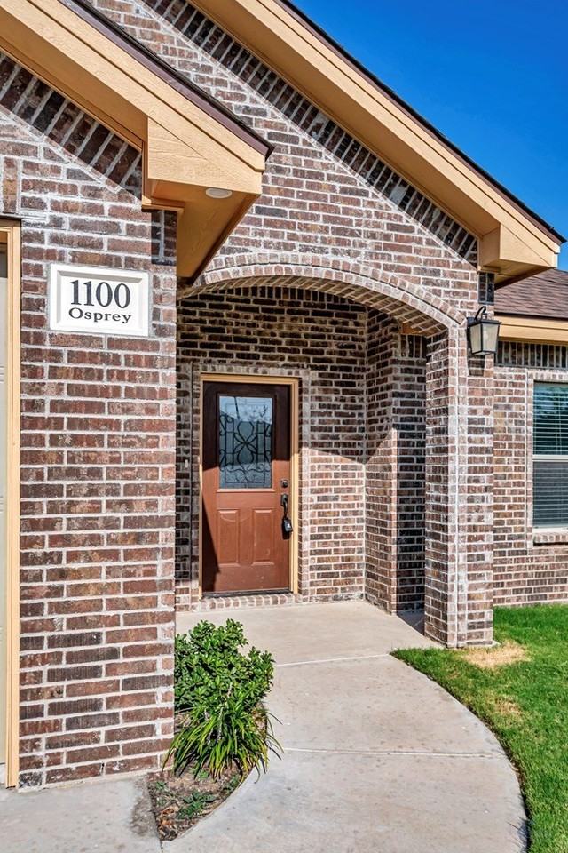 1100 Osprey Dr - Photo 2 of 21