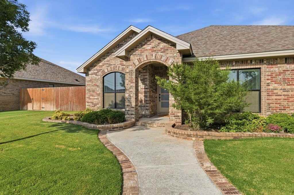 4504 Navasota Dr - Photo 2 of 33