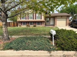 featured image of 2442 Payne Cir W