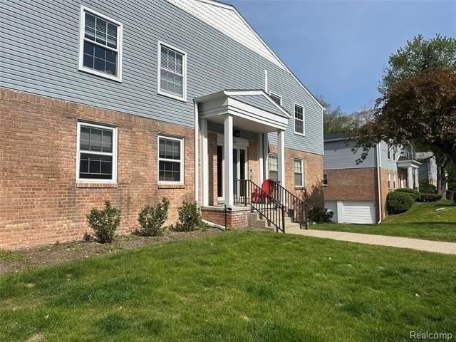 509 E University Dr - Photo 2 of 20