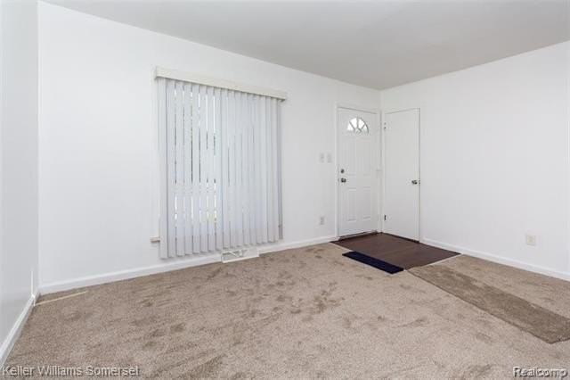 21503 Eastwood Blvd - Photo 4 of 16