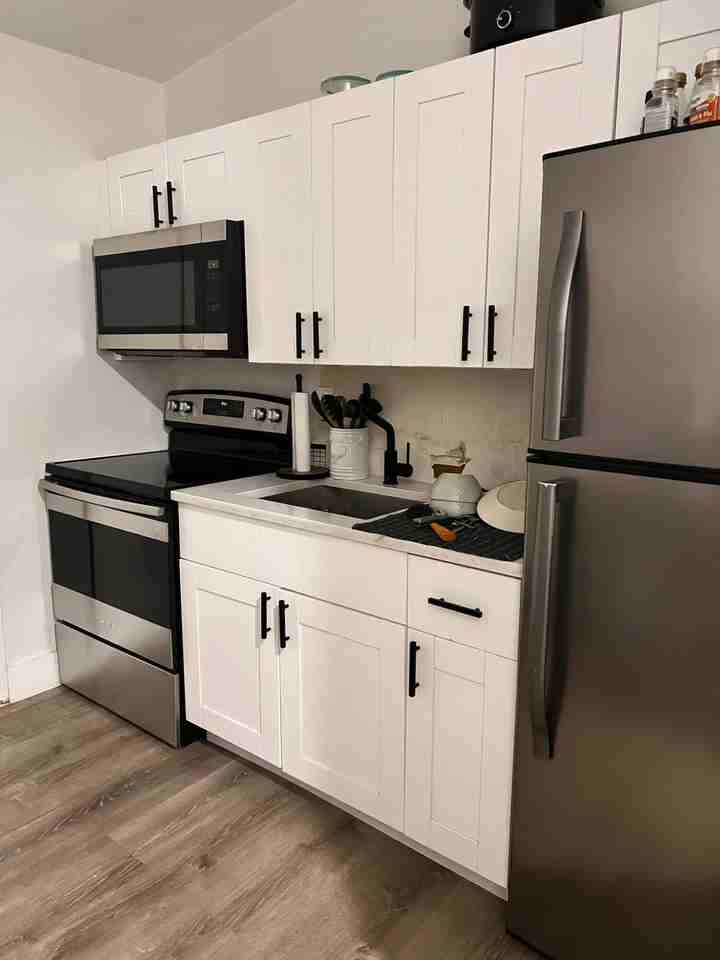 555 Nw 15th Ct - Photo 6 of 20