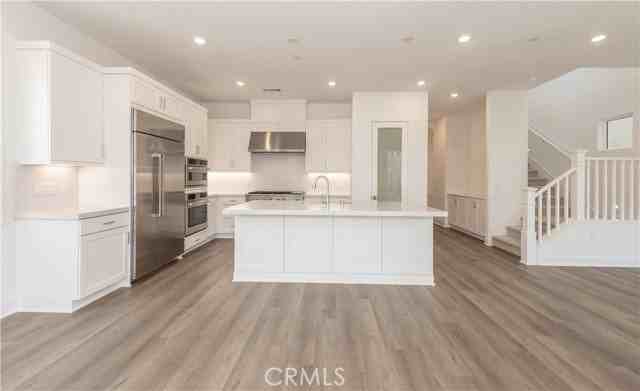 136 Seep - Photo 2 of 8