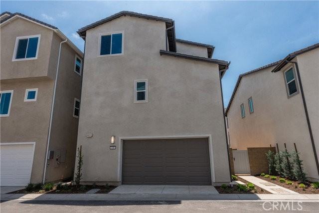 136 Seep - Photo 3 of 8
