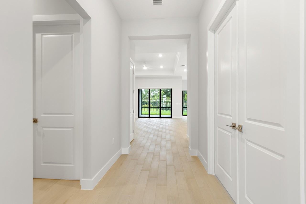 9195 Cape Honey Bee Ln - Photo 5 of 26