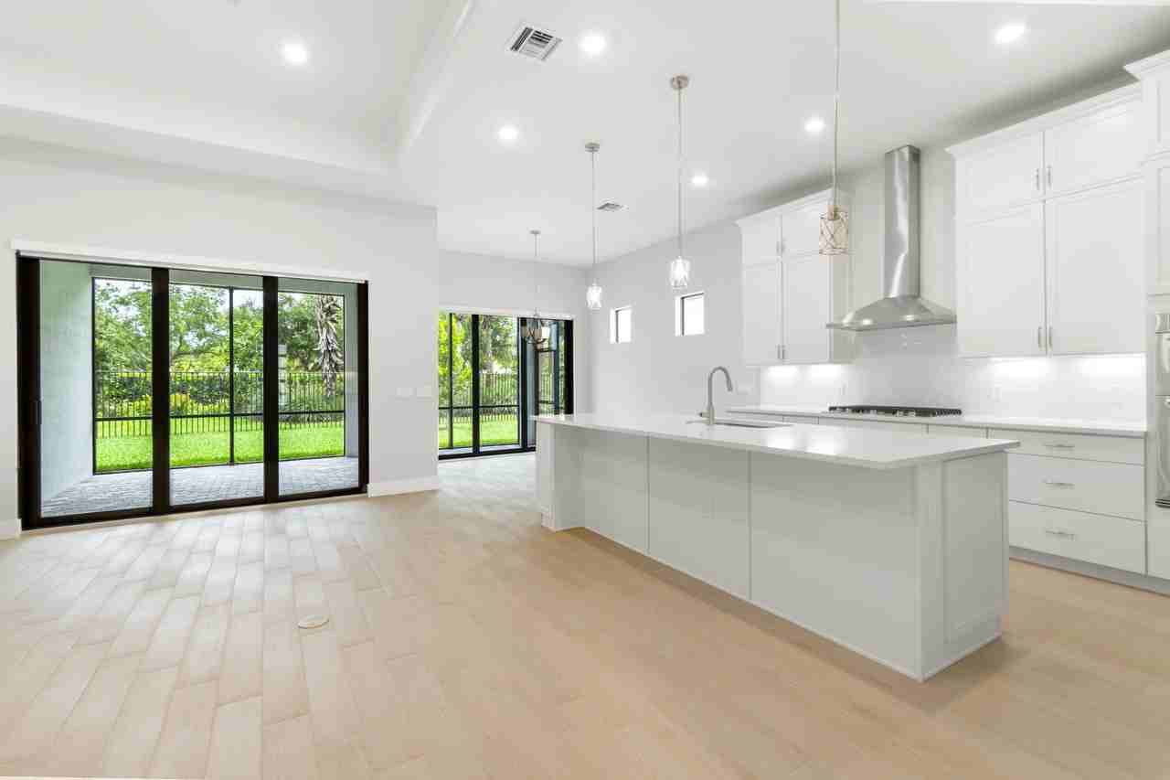 9195 Cape Honey Bee Ln - Photo 7 of 26