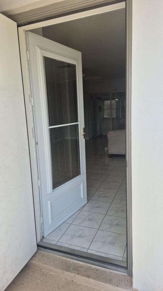 2805 Crosley Dr E #E - Photo 7 of 23