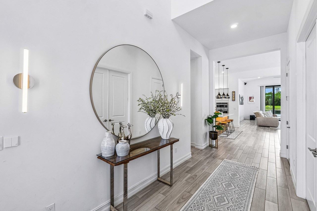 8795 Grand Prix Ln - Photo 4 of 49