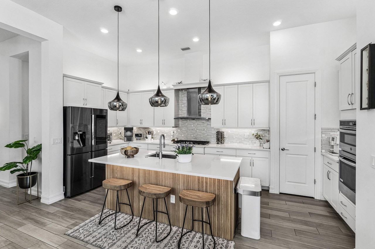 8795 Grand Prix Ln - Photo 7 of 49