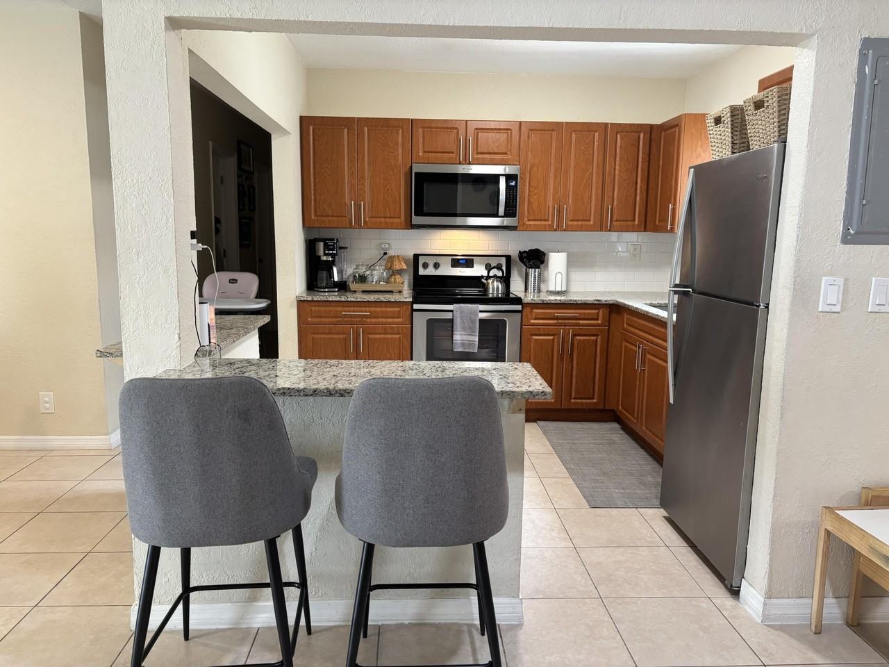 1064 Carolina Ave - Photo 5 of 30