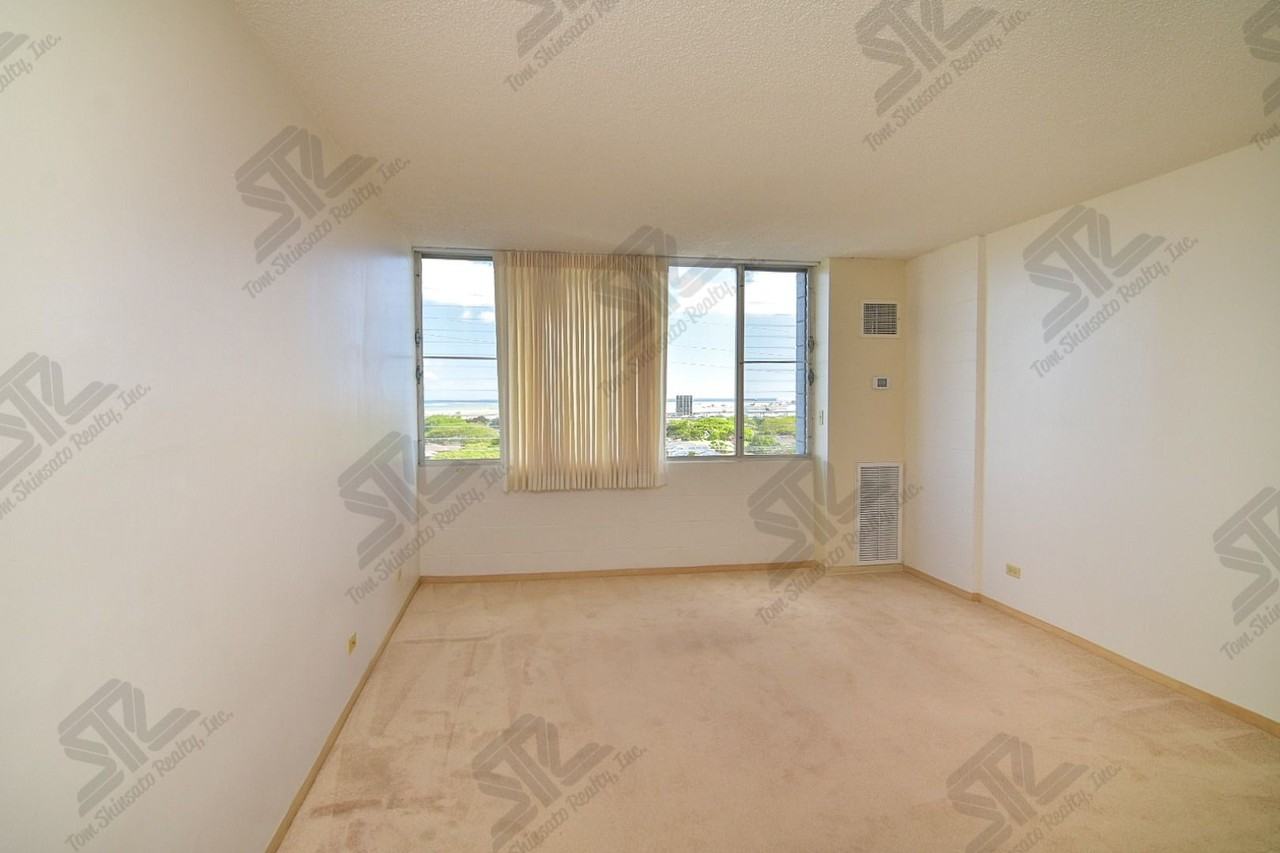 Harbor Dr - Photo 3 of 14