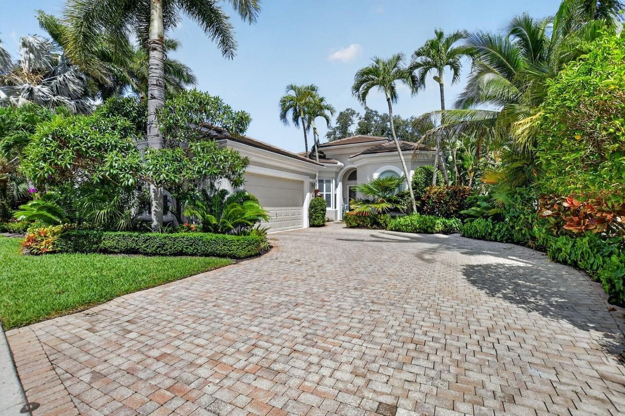 7843 Villa D Este Way - Photo 2 of 50
