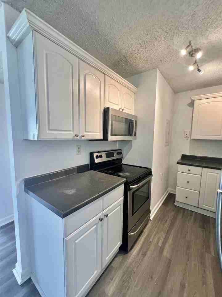 1215 N Benoist Farms Rd #203 - Photo 7 of 24