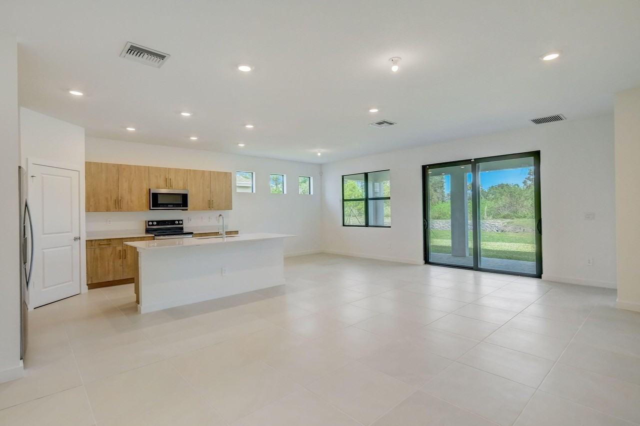 5946 Se Skyblue Cir - Photo 6 of 25