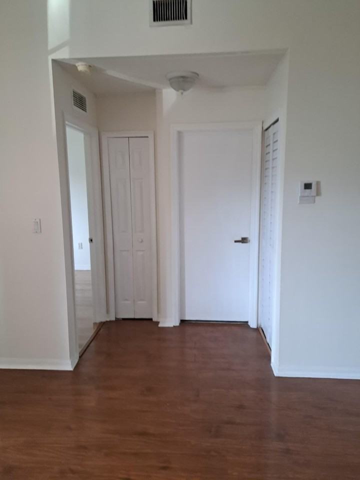 1250 Se 26th St #204 - Photo 4 of 22