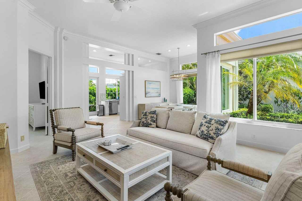 116 Coral Cay Dr - Photo 6 of 26