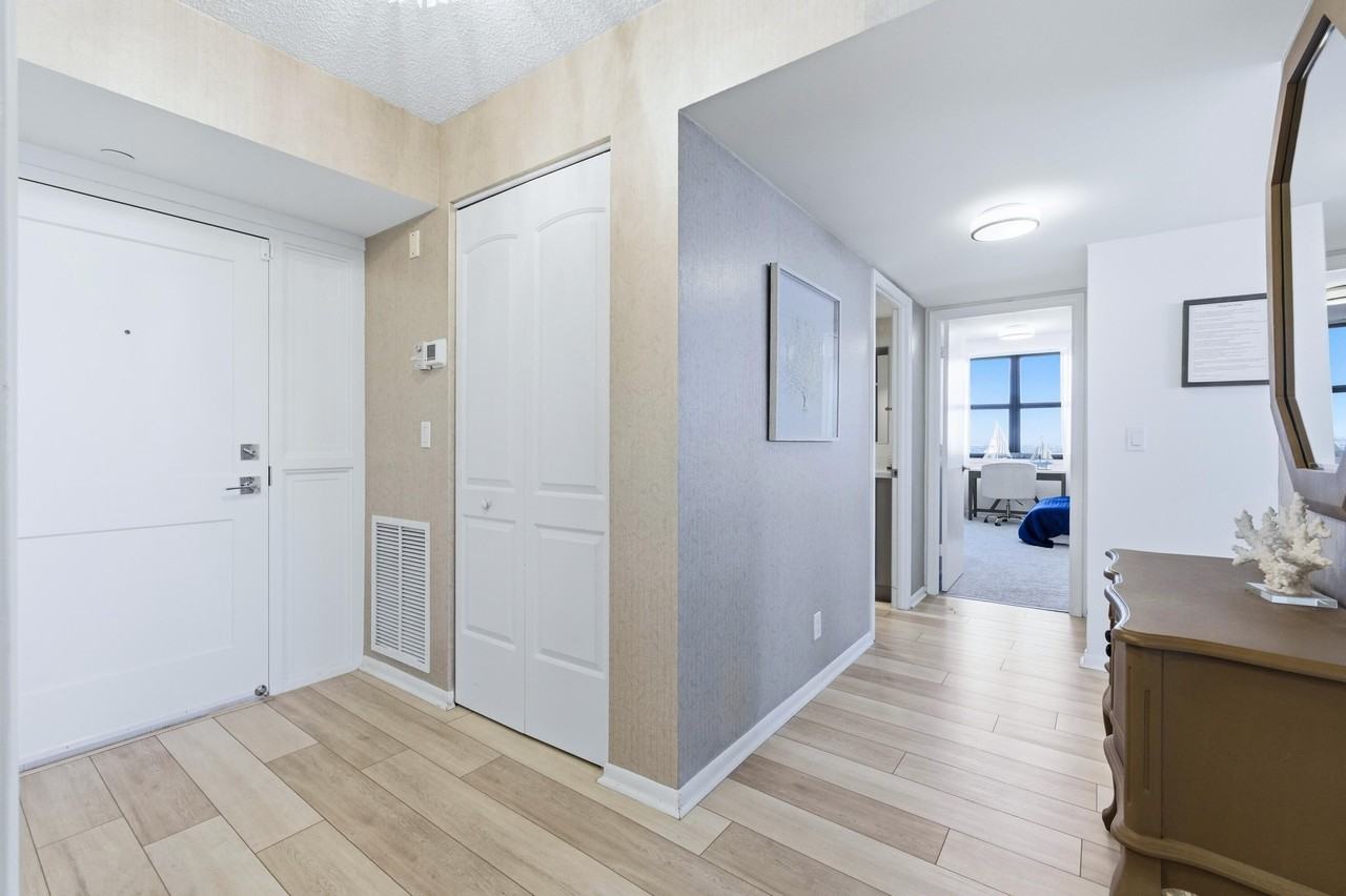 3400 N Ocean Dr #1207 - Photo 2 of 39