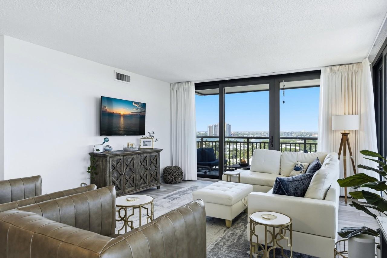3400 N Ocean Dr #1207 - Photo 5 of 39