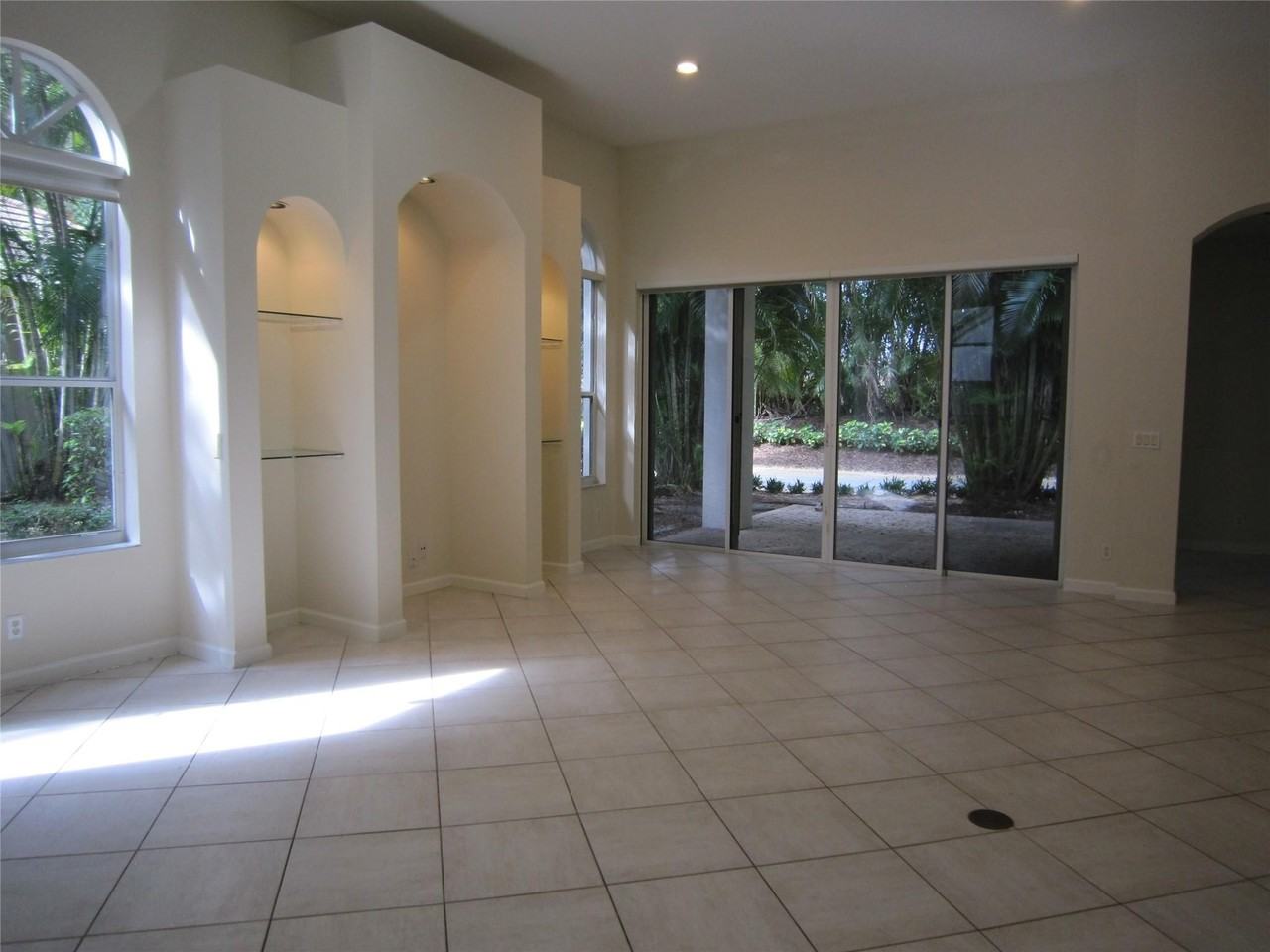 4173 Imperial Club Ln - Photo 2 of 21