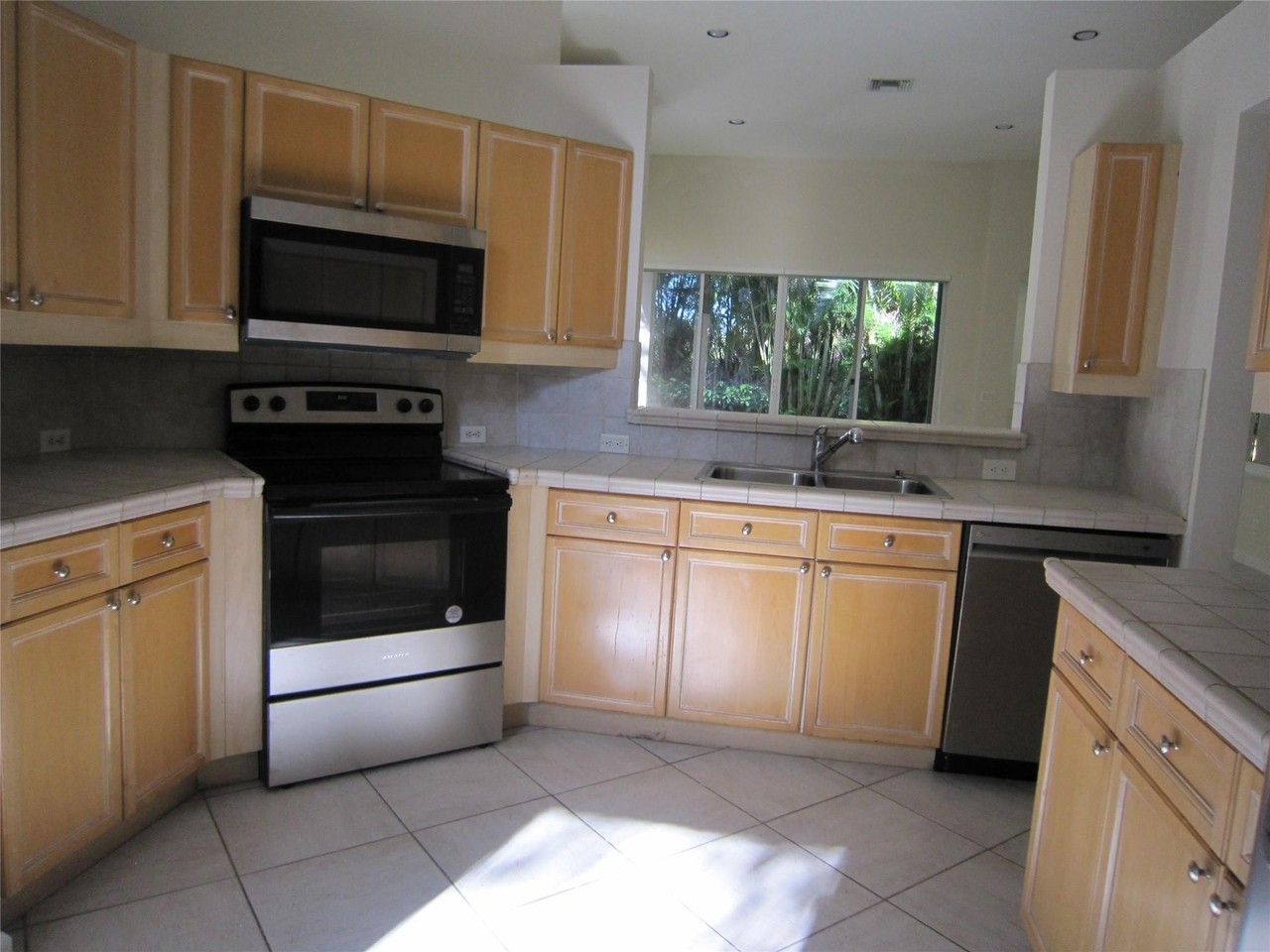 4173 Imperial Club Ln - Photo 6 of 21