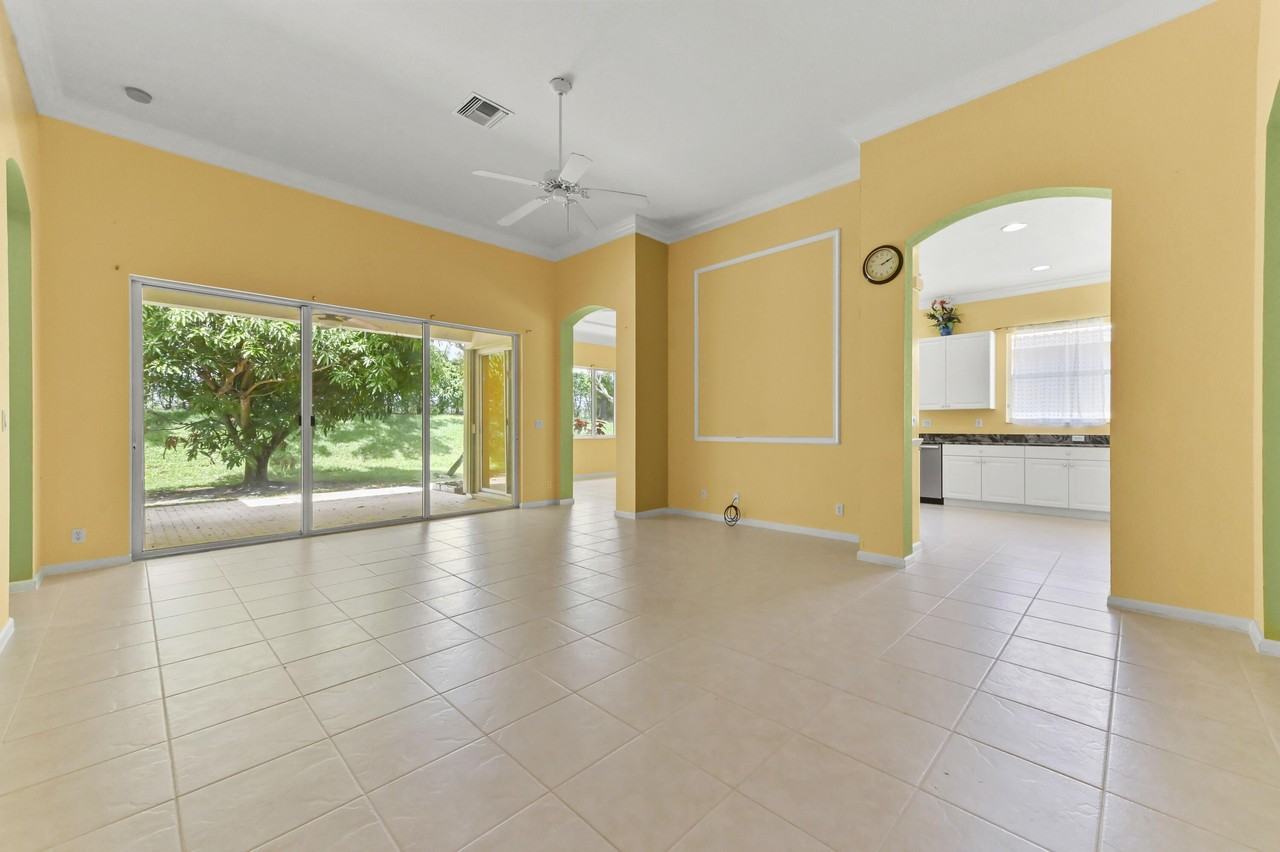 2464 Sailfish Cove Dr - Photo 6 of 33