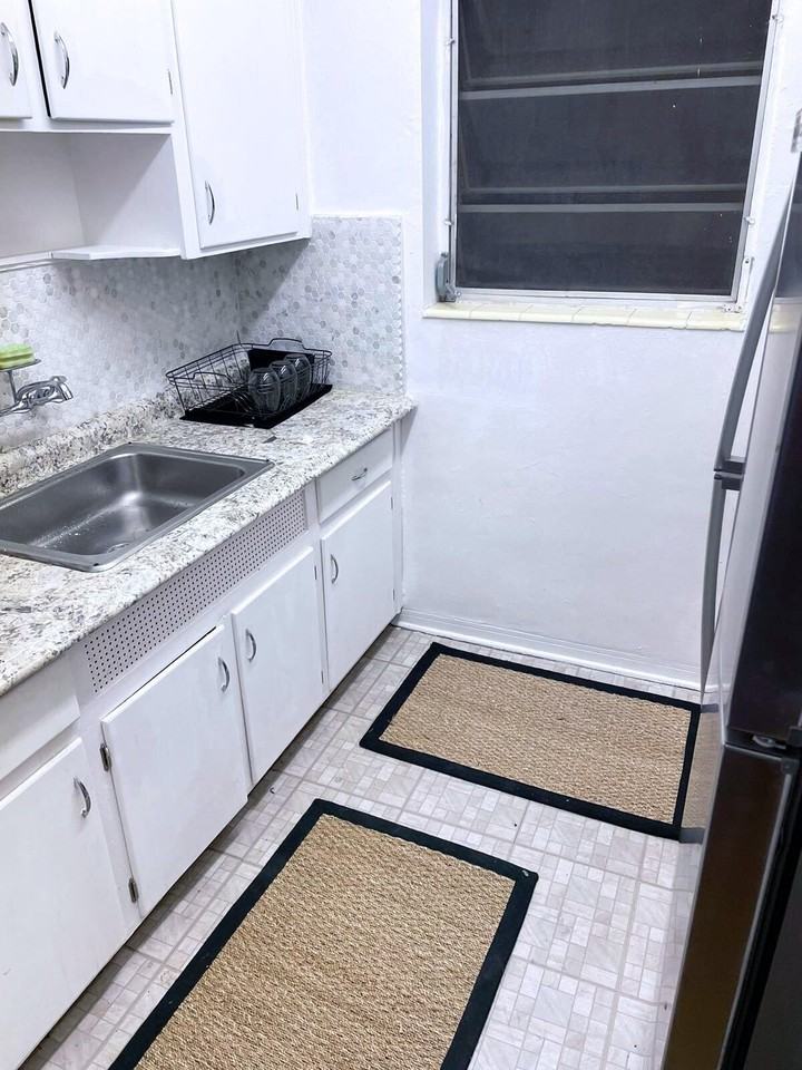 661 Sw 11th St #23W - Photo 4 of 8