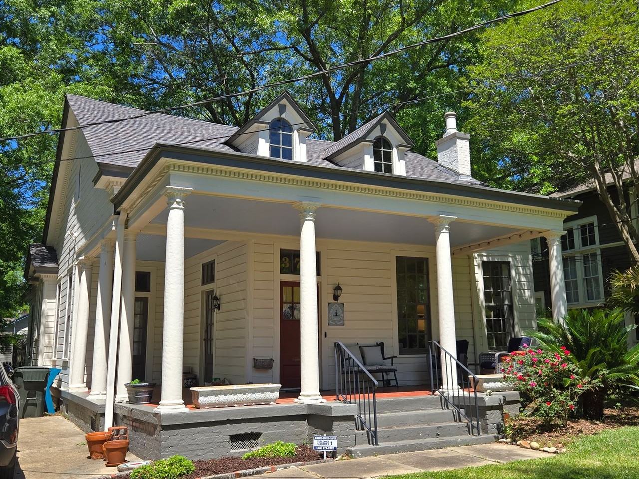 379 Felder Ave - Photo 2 of 28