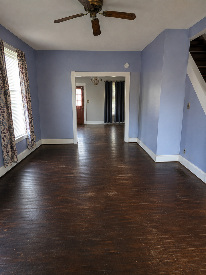 245 Plymouth St - Photo 4 of 11