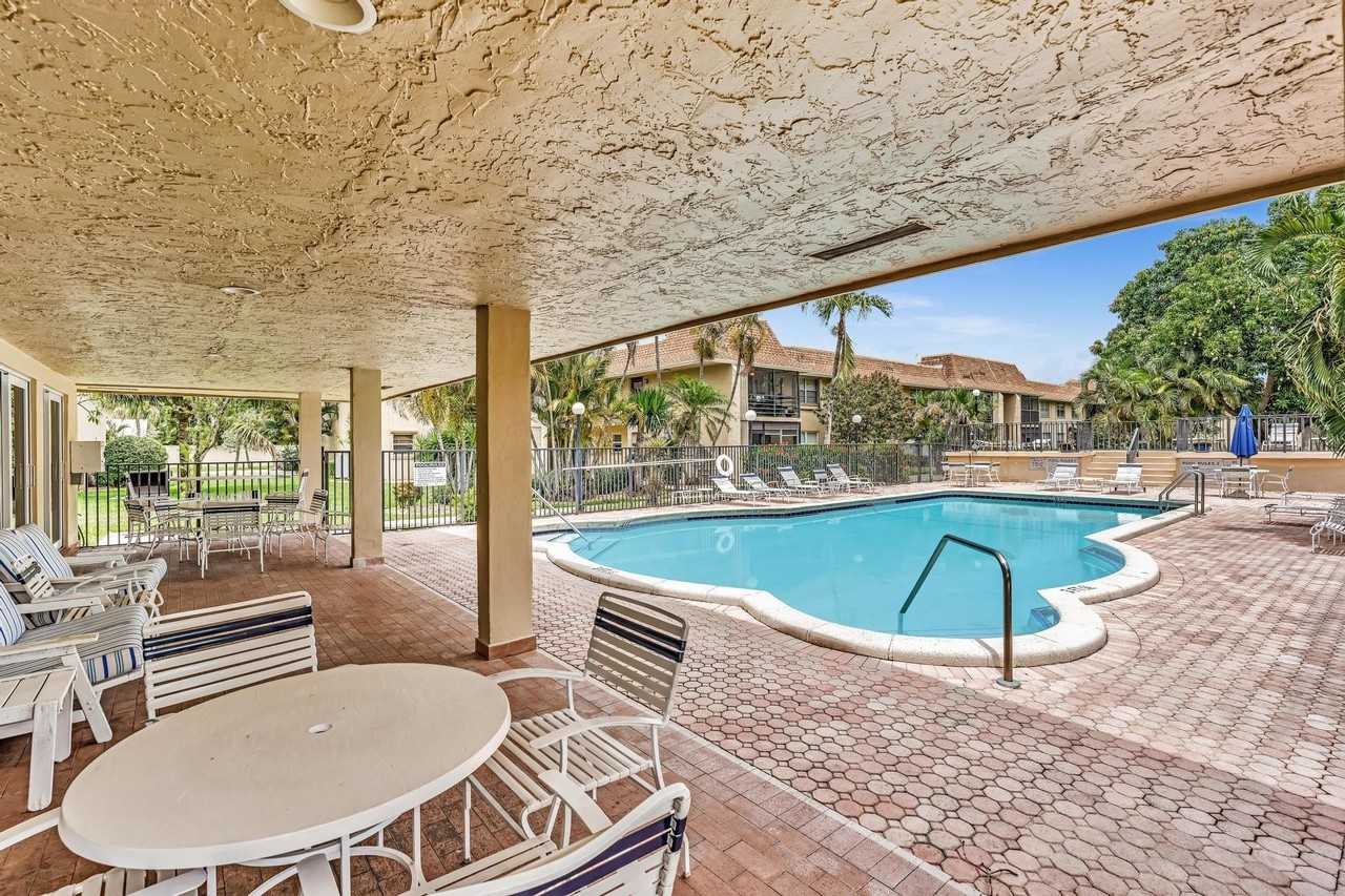 1291 Nw 13th St #445D - Photo 4 of 50