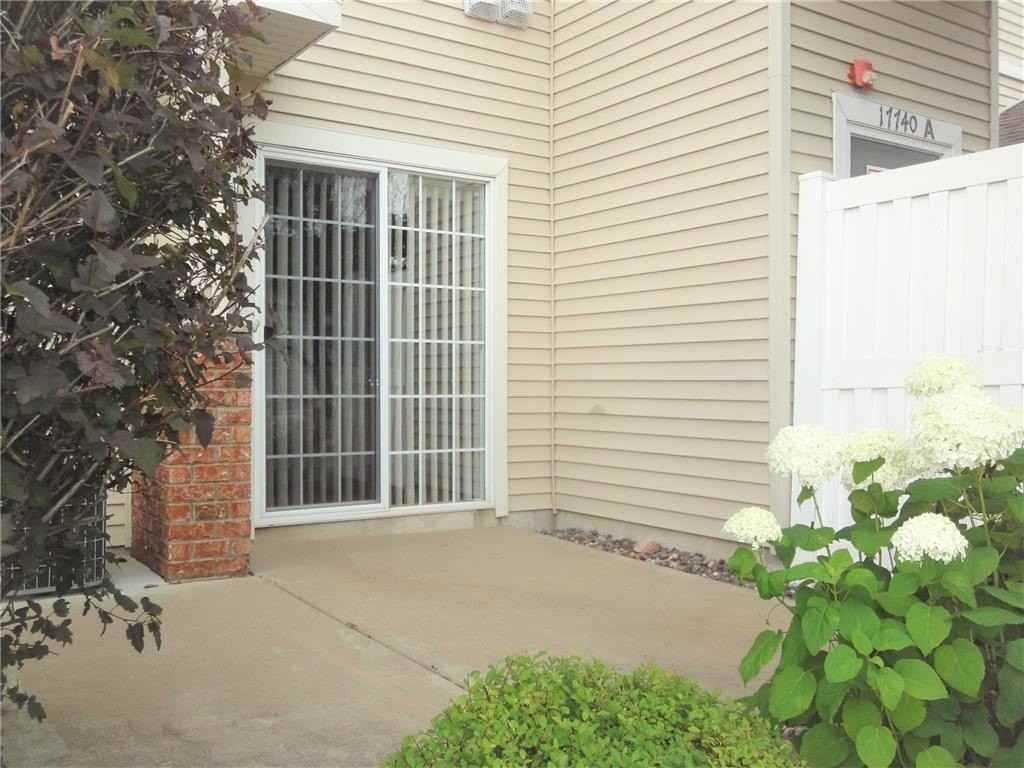 17770 66th Ave N - Photo 4 of 33