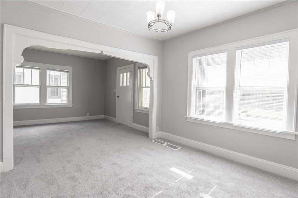 4020 Emerson Ave N - Photo 7 of 23
