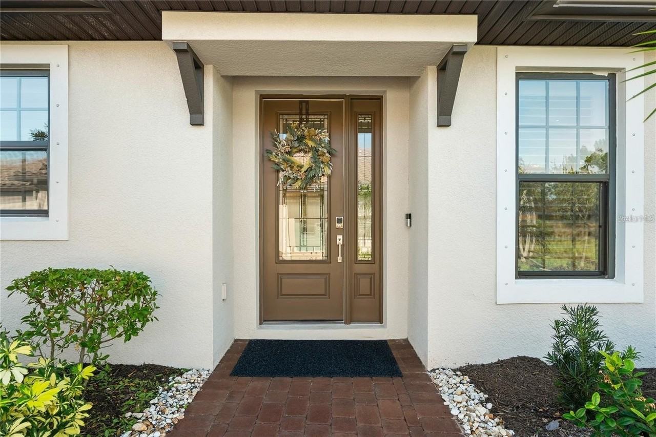 15672 Sacile Ln - Photo 2 of 50