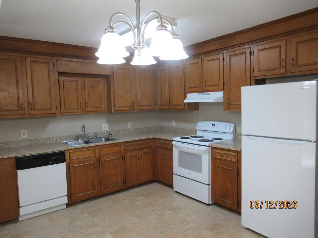 170 Gertrude Dr - Photo 6 of 16