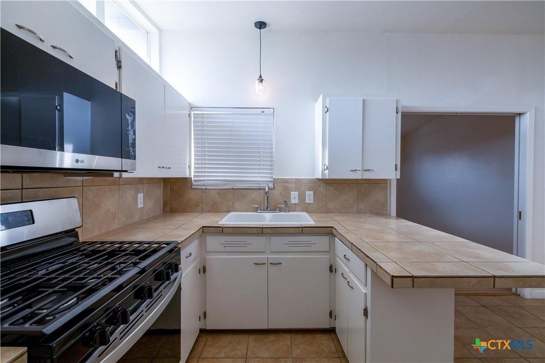 4304 Scottsdale Rd - Photo 5 of 21