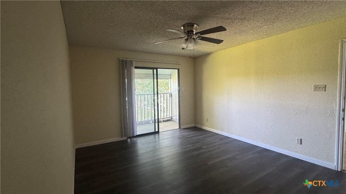2109 Hinkle Ave - Photo 2 of 30