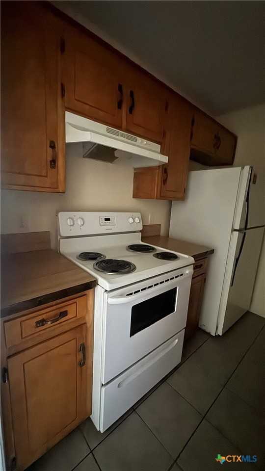 2109 Hinkle Ave - Photo 6 of 30