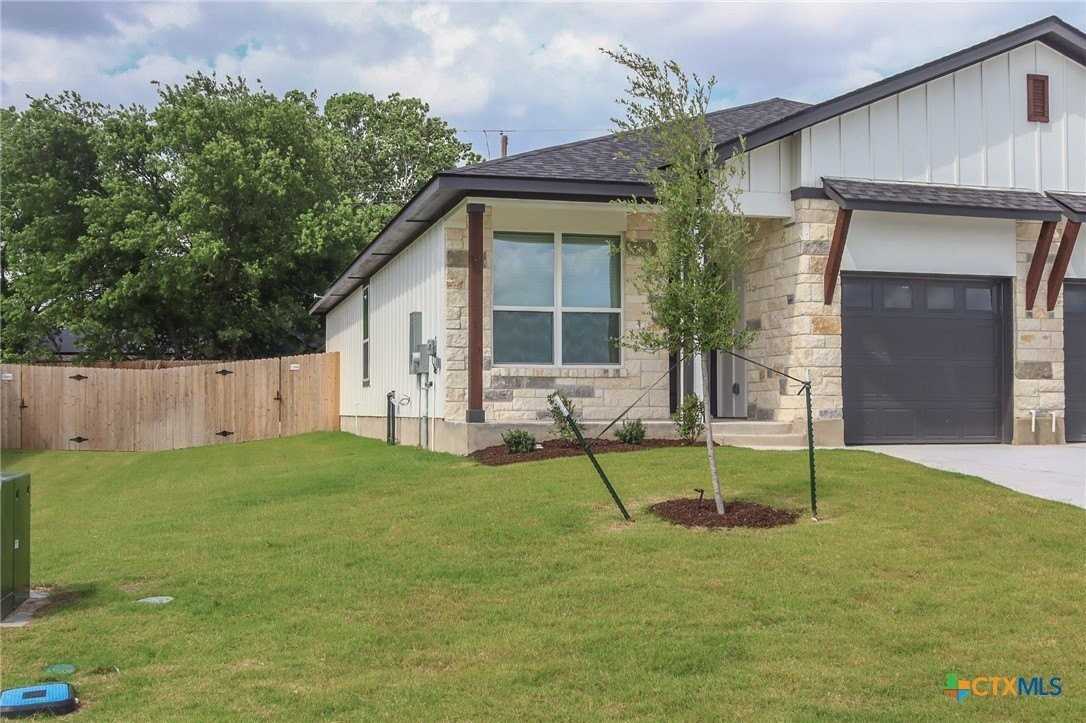 618 Campus St - Photo 2 of 33