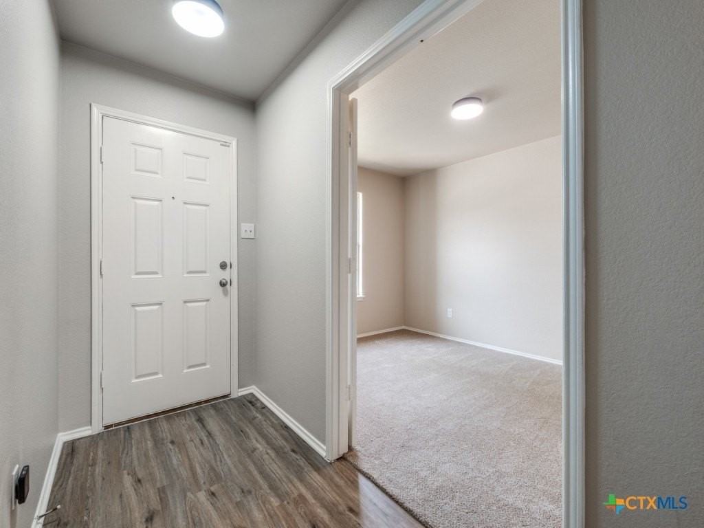 204 Pine Arbol - Photo 3 of 25