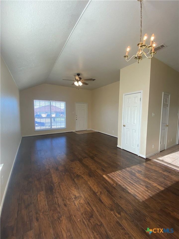 5107 Daybreak Dr #B - Photo 4 of 18