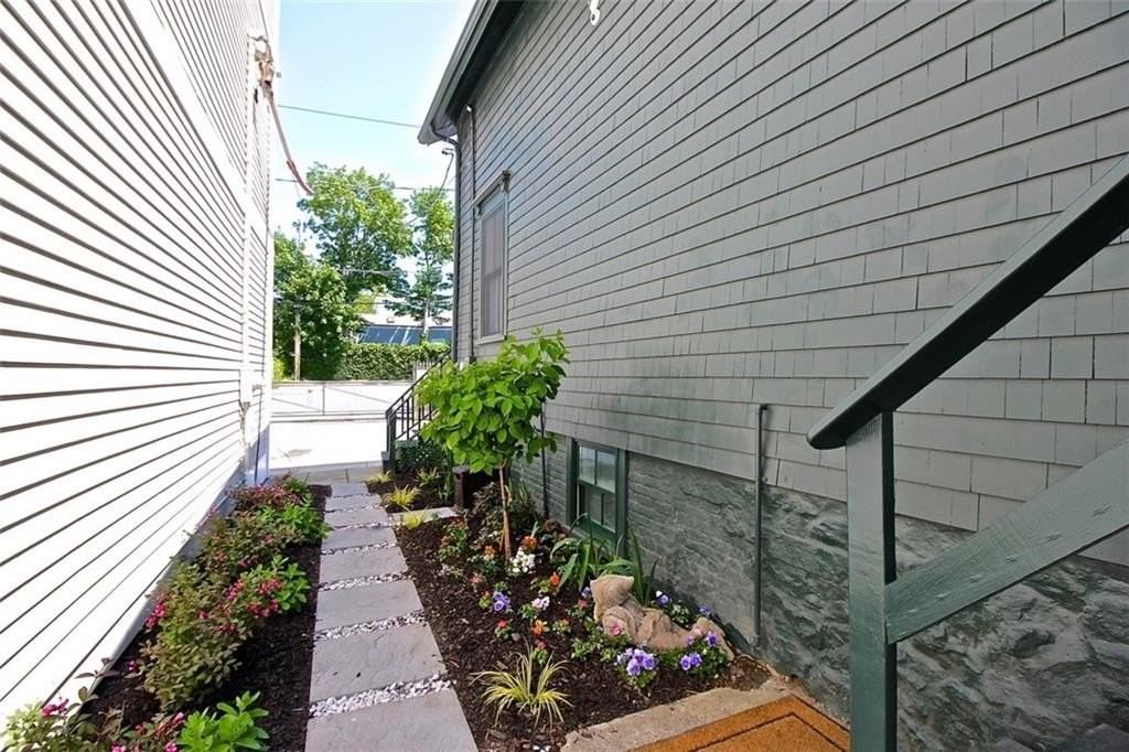105 John St - Photo 2 of 21