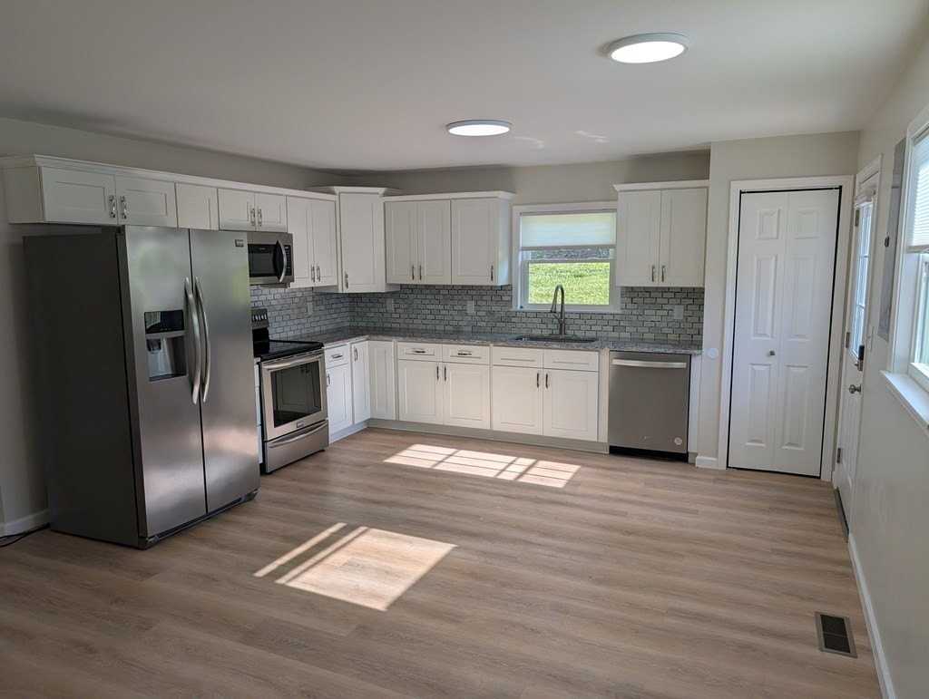 879 Poor Farm Rd - Photo 6 of 25