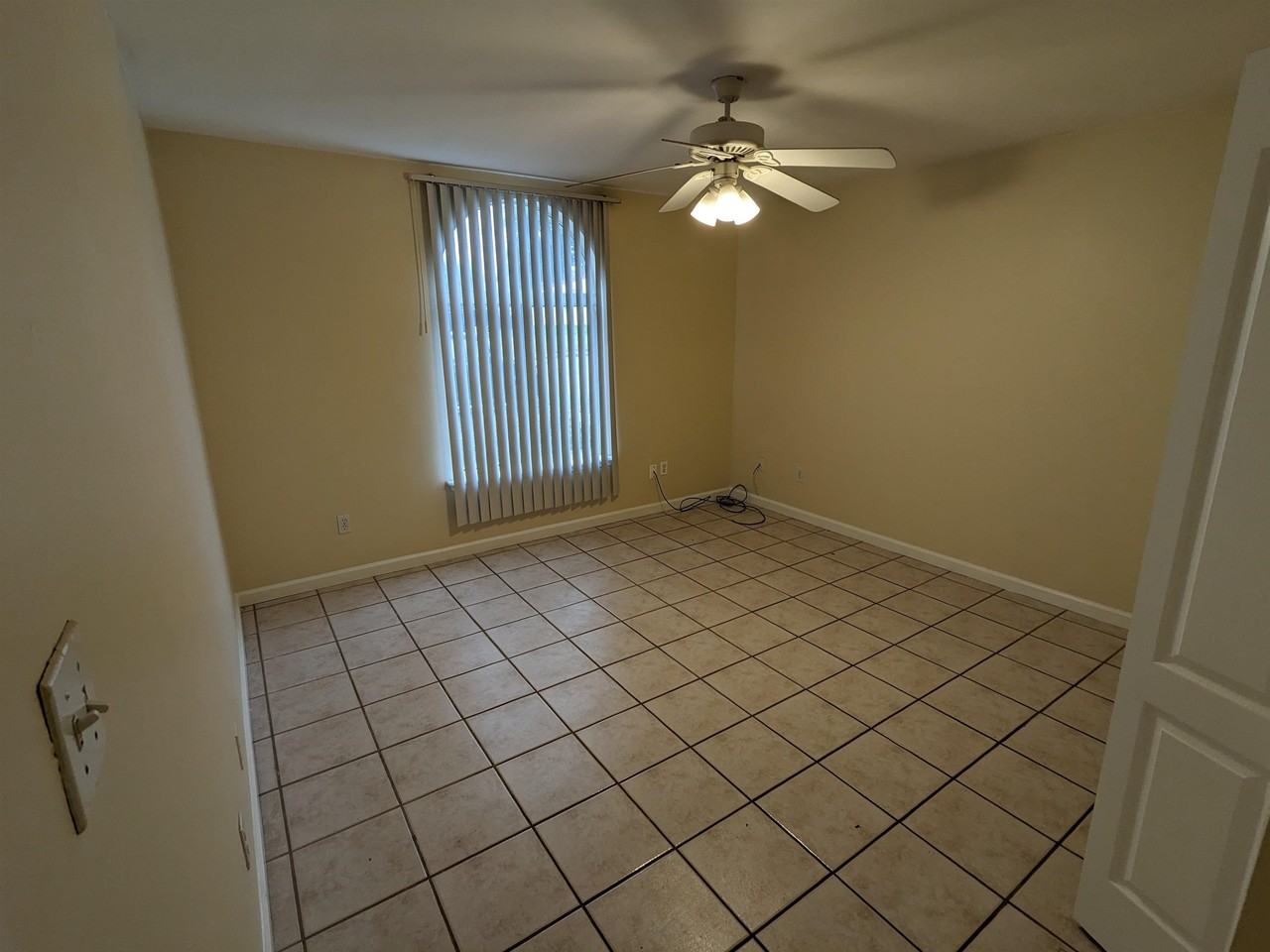 728 W Brevard St - Photo 7 of 16