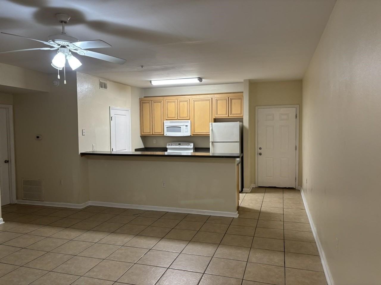 500 Mckeithan St #121 - Photo 2 of 25