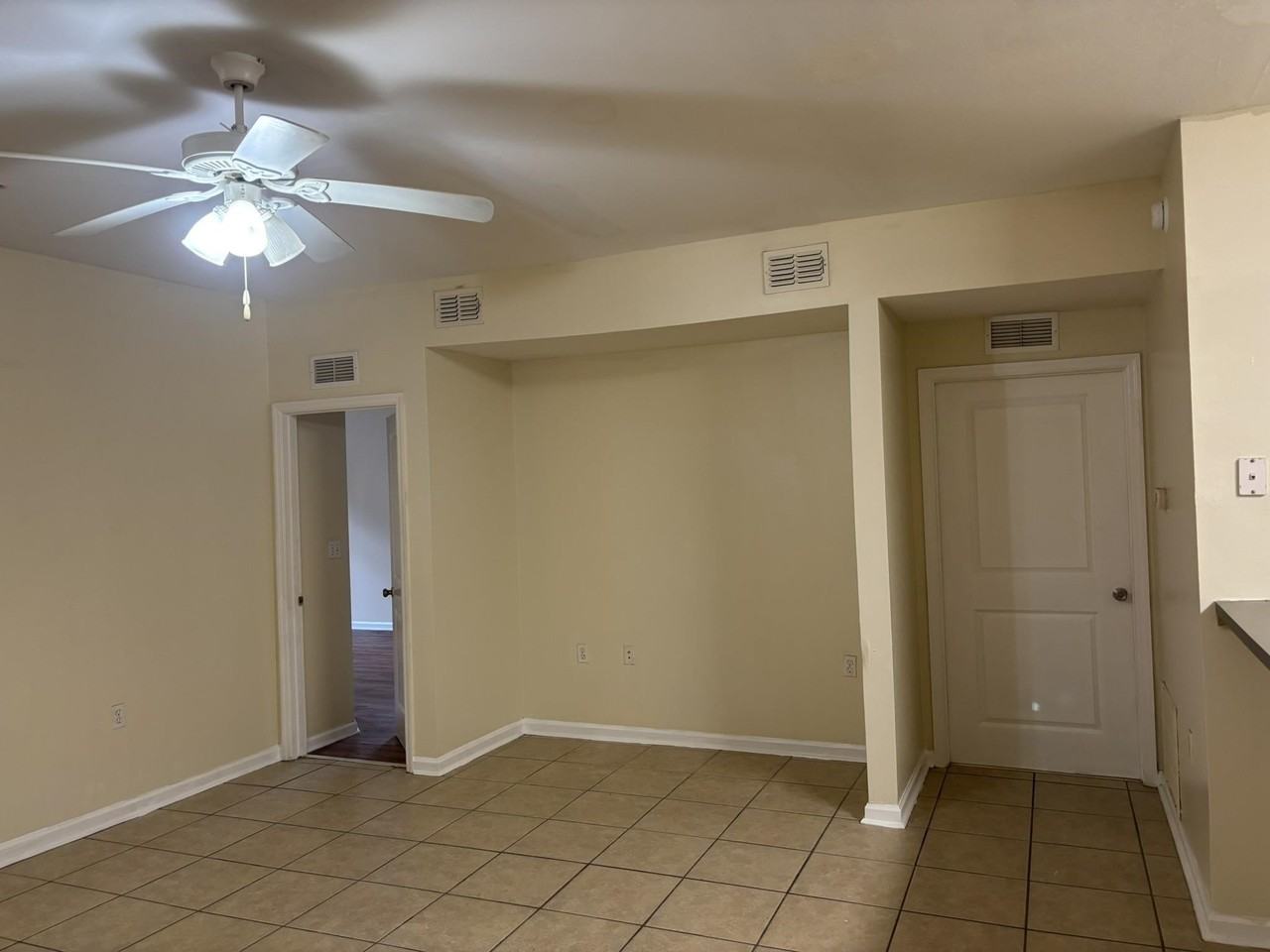 500 Mckeithan St #121 - Photo 5 of 25